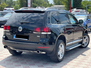 Volkswagen Touareg foto 4