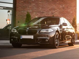 BMW 5 Series foto 1