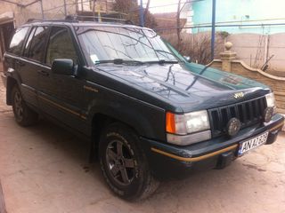 Jeep Grand Cherokee foto 3