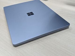 Surface laptop GO foto 3