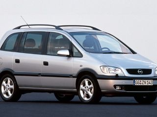 Opel Zafira foto 1