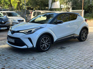 Toyota C-HR foto 1