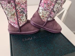 UGG