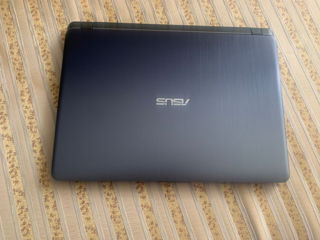 Asus Vivobook 15 (FullHD, intel Quad-Core, 8gb ddr4, SSD 128gb + 500GB)
