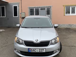 Skoda Fabia foto 2