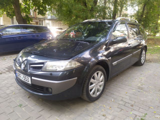 Renault Megane foto 2