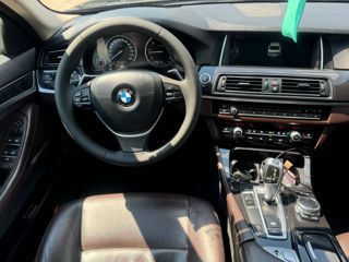 BMW 5 Series foto 9