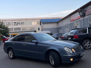 Mercedes E-Class foto 5