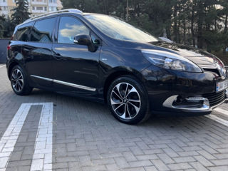 Renault Grand Scenic foto 2