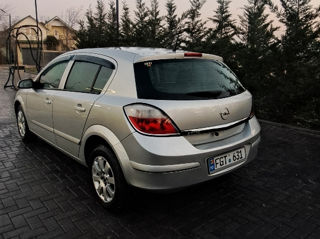 Opel Astra foto 7