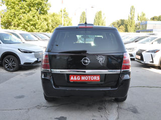 Opel Zafira foto 5