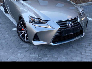 Lexus IS Series