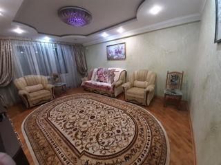 Apartament cu 3 camere, 98 m², Centru, Chișinău foto 4