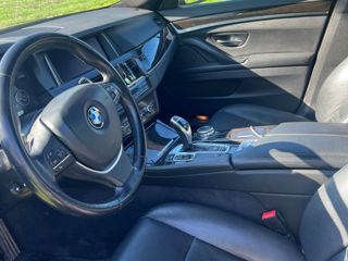 BMW 5 Series foto 8