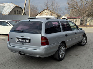 Ford Mondeo foto 5