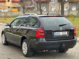 Skoda Octavia foto 4