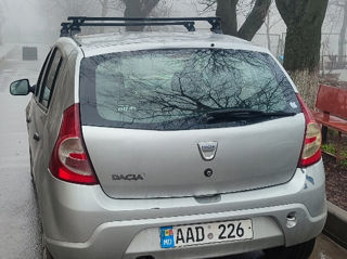 Dacia Sandero foto 2