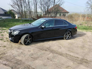 Mercedes E-Class foto 9