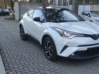 Toyota C-HR foto 4