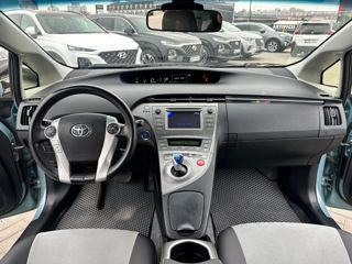 Toyota Prius foto 8