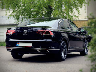 Volkswagen Passat foto 4