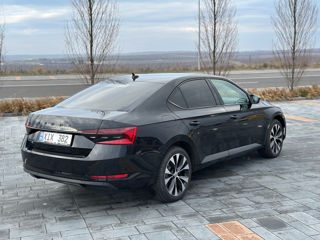 Skoda Superb foto 4