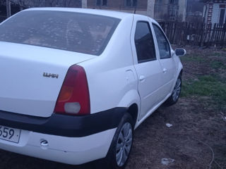 Dacia Logan foto 3