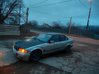 BMW 3 Series foto 10