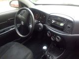 Hyundai Accent foto 4