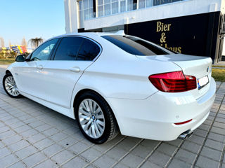 BMW 5 Series foto 4