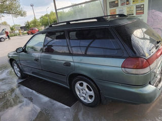 Subaru Legacy foto 6