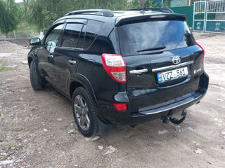 Toyota Rav 4 foto 4