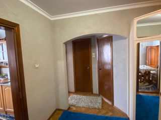 Apartament cu 2 camere, 56 m², Botanica, Chișinău foto 8