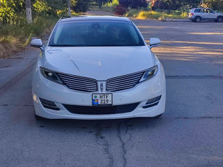 Lincoln MKZ foto 1