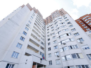 Apartament 3 camere, reparație cosmetică, 70 mp, Liviu Deleanu, 54500 € ! foto 1