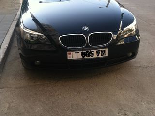 BMW 5 Series foto 1