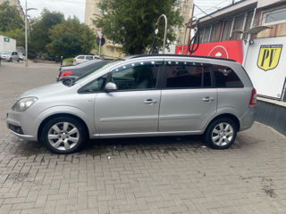 Opel Zafira foto 3