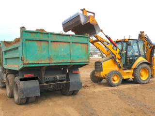 Bobcat, buldoexcavator, mini excavator, kamaz, compactor ! oferim servicii ! foto 3