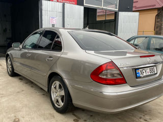 Mercedes E-Class foto 4