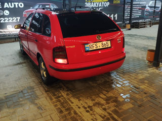 Skoda Fabia foto 4