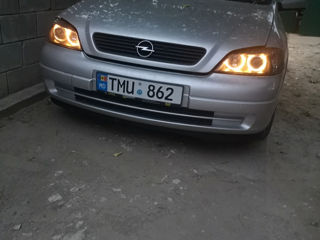 Opel Astra foto 1