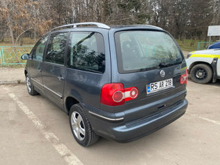 Volkswagen Sharan foto 4