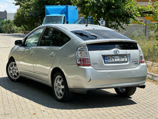 Toyota Prius foto 6