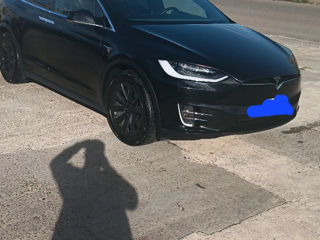 Tesla Model X foto 3