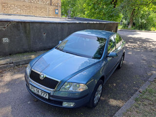 Skoda Octavia foto 2