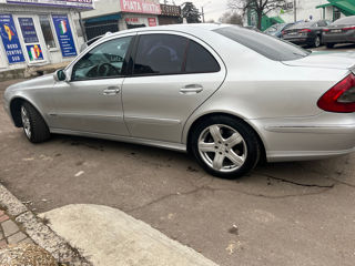 Mercedes E-Class foto 3