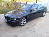 BMW 5 Series foto 3