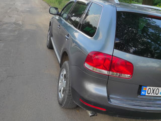 Volkswagen Touareg foto 2