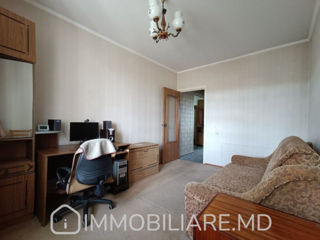 Apartament cu 3 camere, 70 m², Sculeni, Chișinău foto 5
