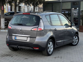 Renault Scenic foto 3